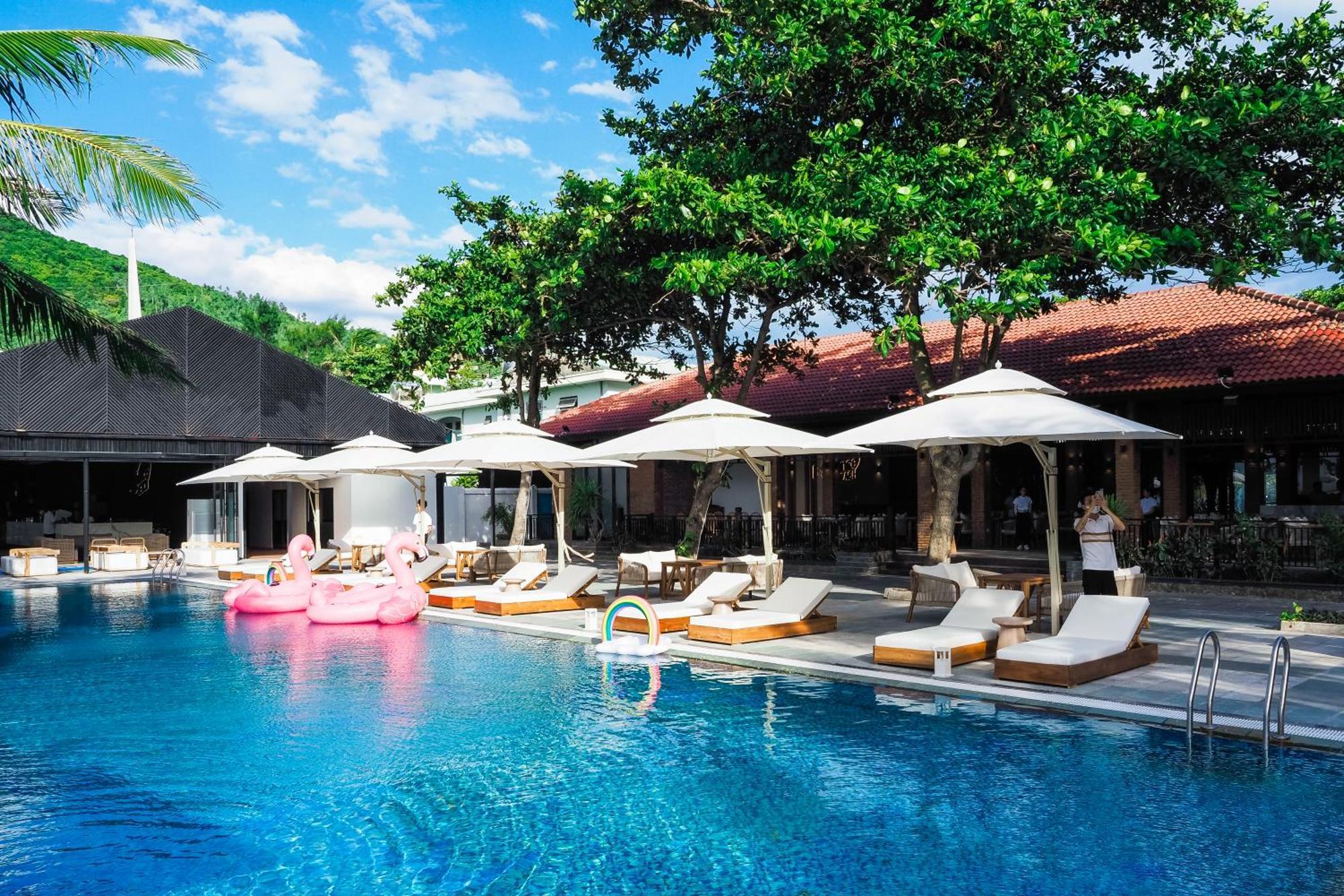 Bounce Beach Resort And Spa Da Nang Exteriör bild
