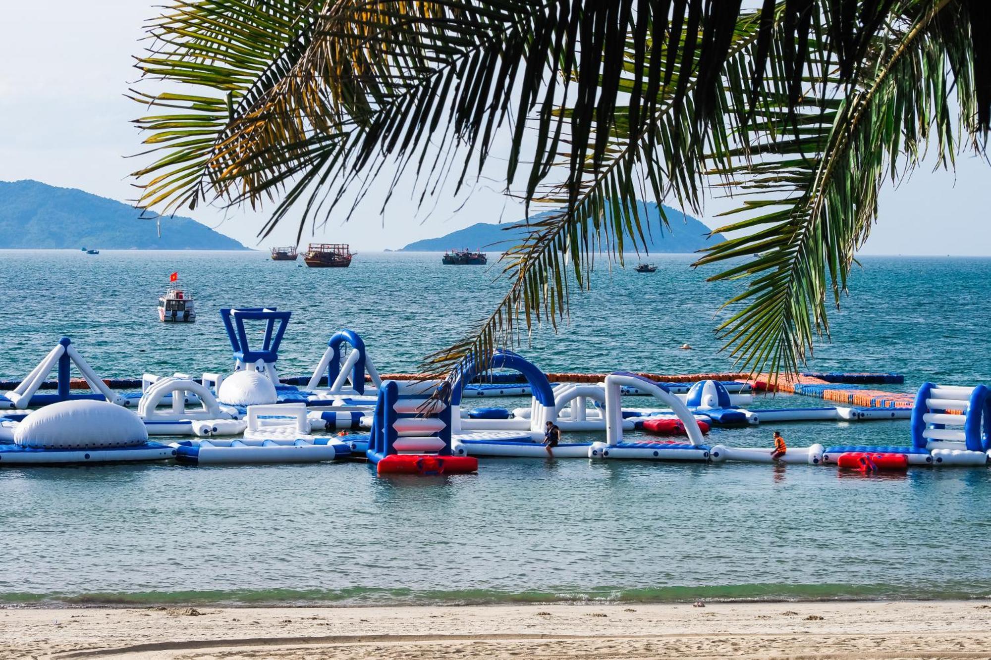 Bounce Beach Resort And Spa Da Nang Exteriör bild