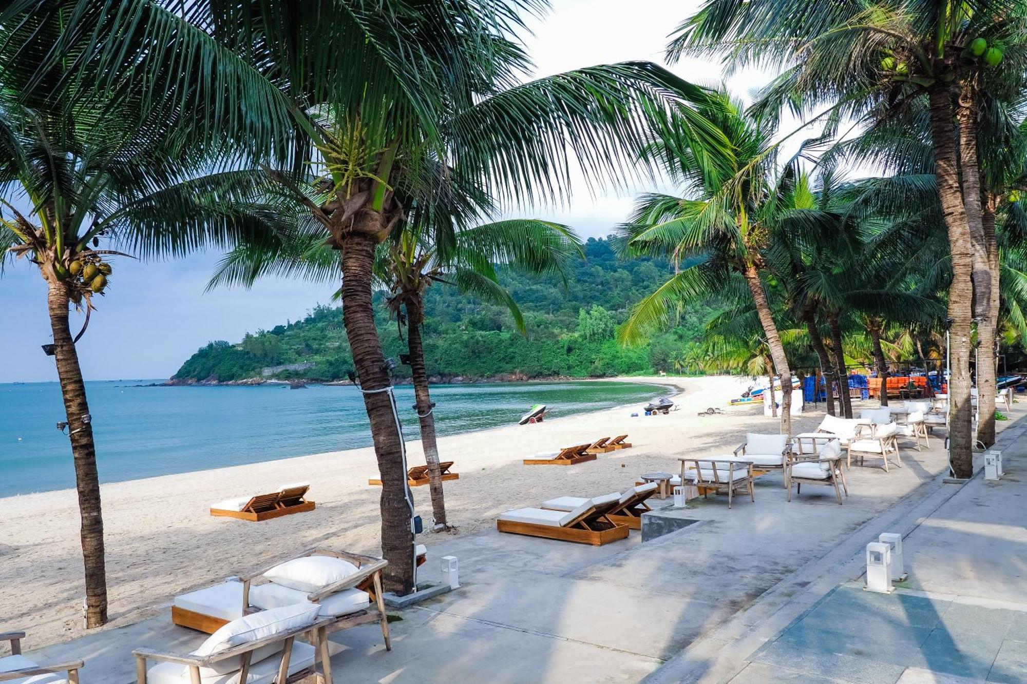 Bounce Beach Resort And Spa Da Nang Exteriör bild